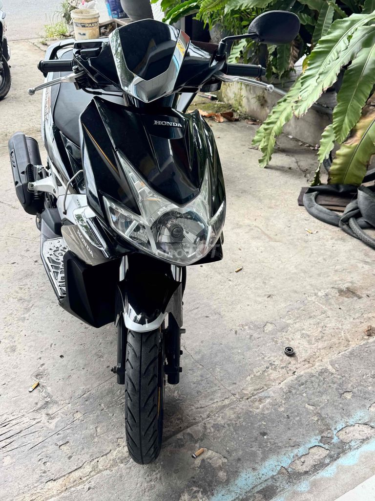 Honda Air Blade 2010 - ảnh 1