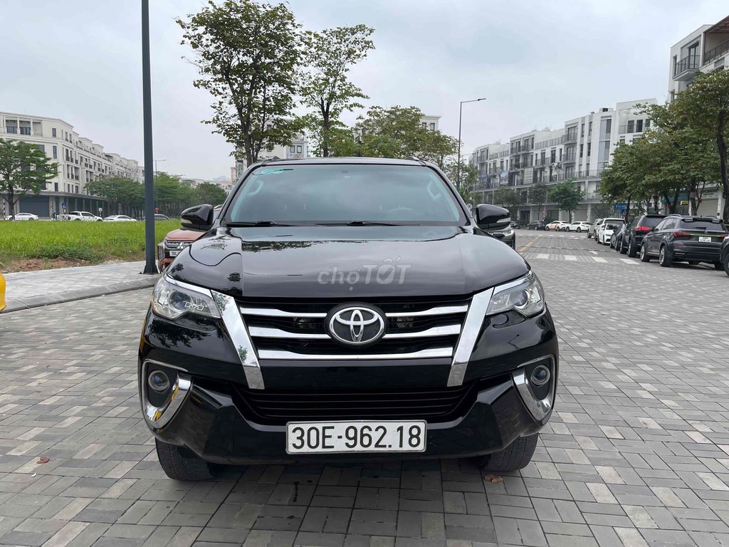 Toyota Fortuner 2017 - ảnh 1