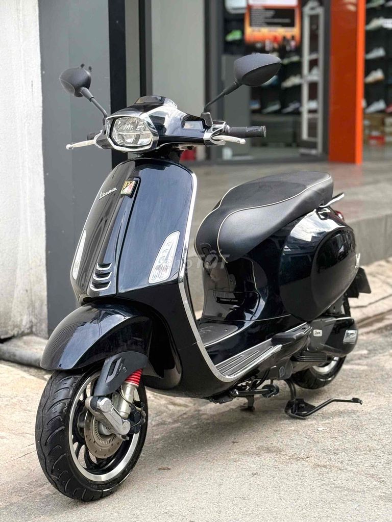 Vespa Sprint 2022 - ảnh 1