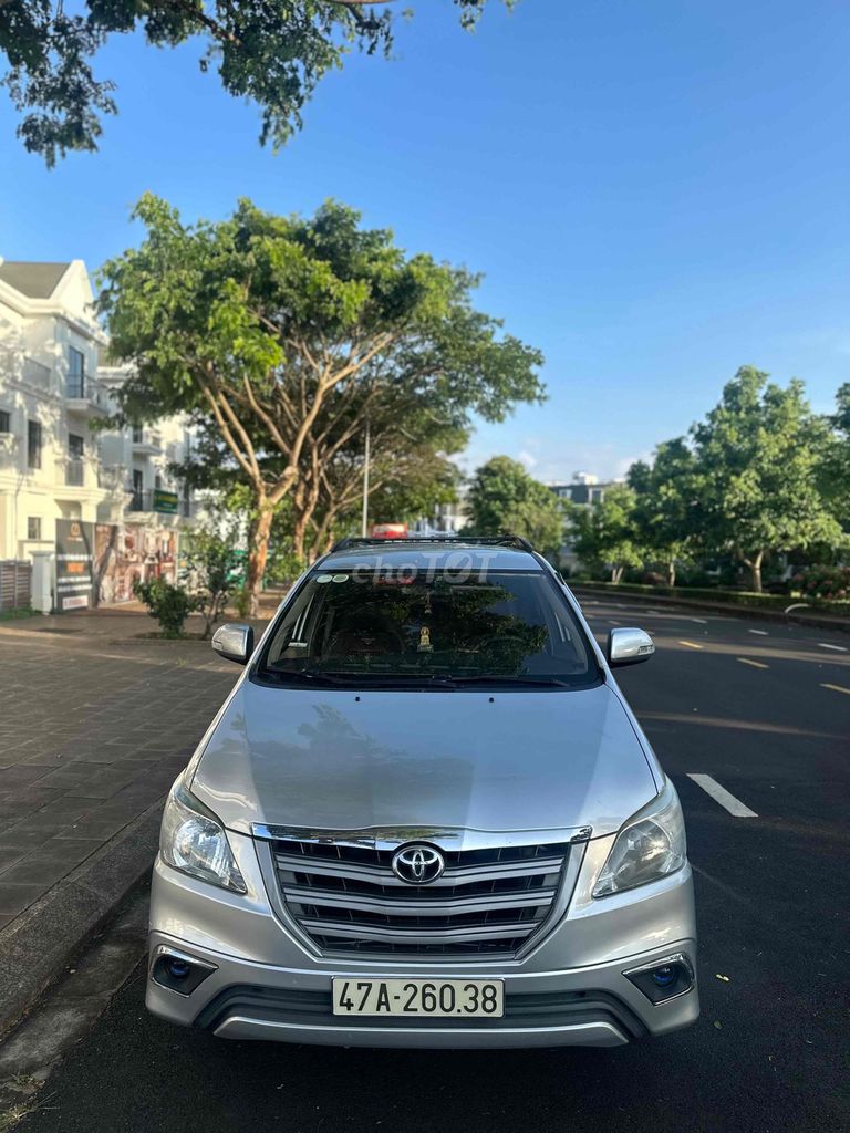 Toyota Innova 2014 - ảnh 2