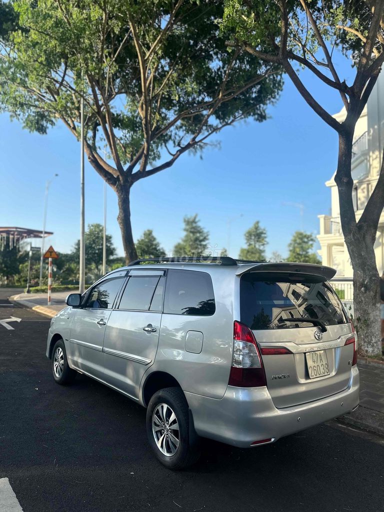 Toyota Innova 2014 - ảnh 5