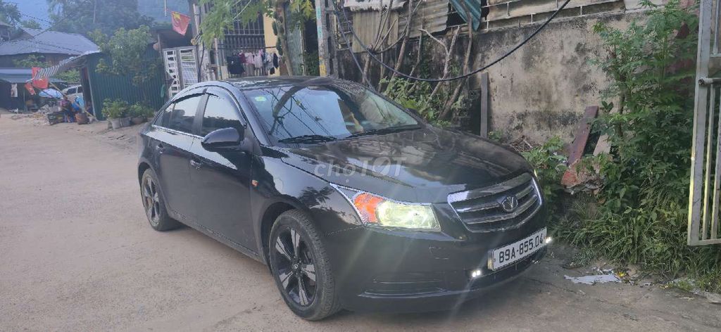 Chevrolet Lacetti 2010 - ảnh 2