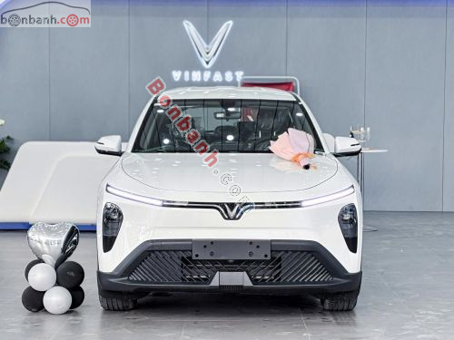 VinFast Limo Green AT 2026 - ảnh 1