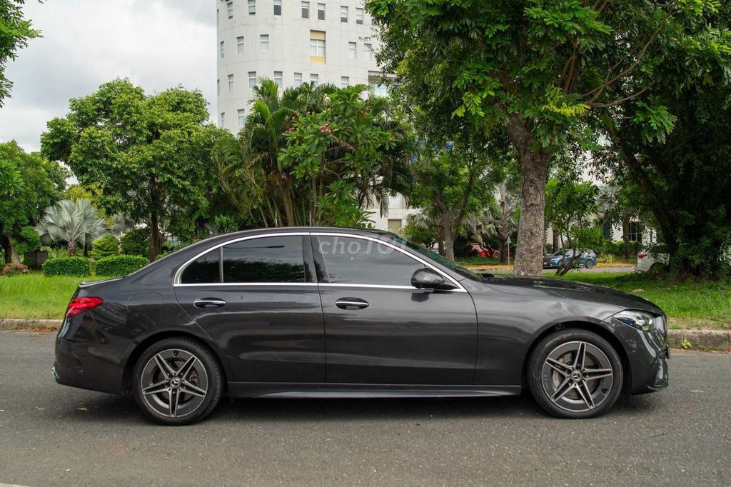 Mercedes-Benz 2023 - ảnh 2