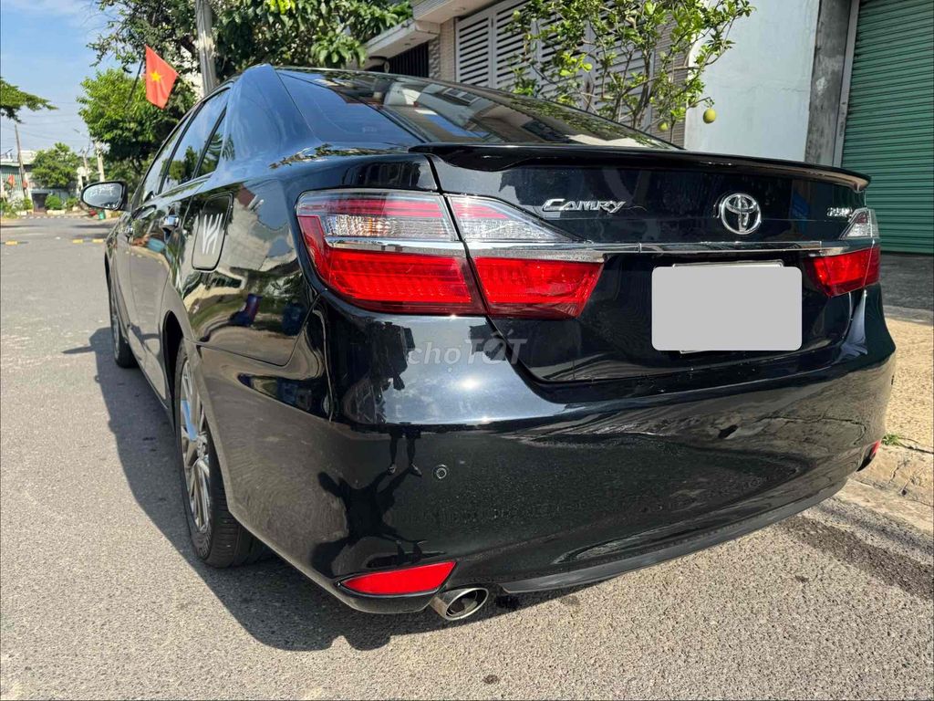 Toyota Camry 2.5Q 2017 - ảnh 2