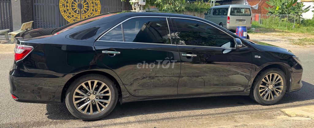 Toyota Camry 2.5Q 2017 - ảnh 3