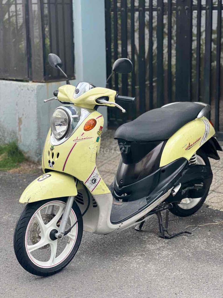 Yamaha Classico 2012 - ảnh 3