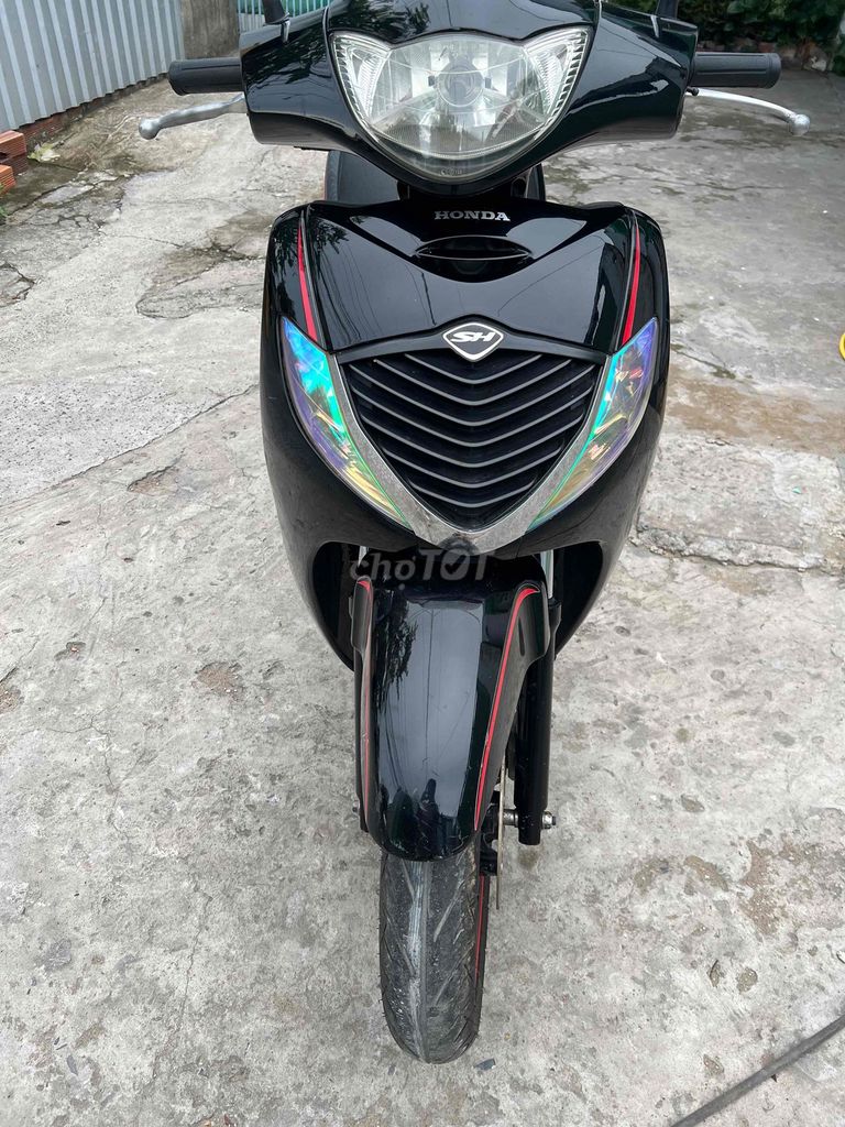 Honda SH 2005 - ảnh 1