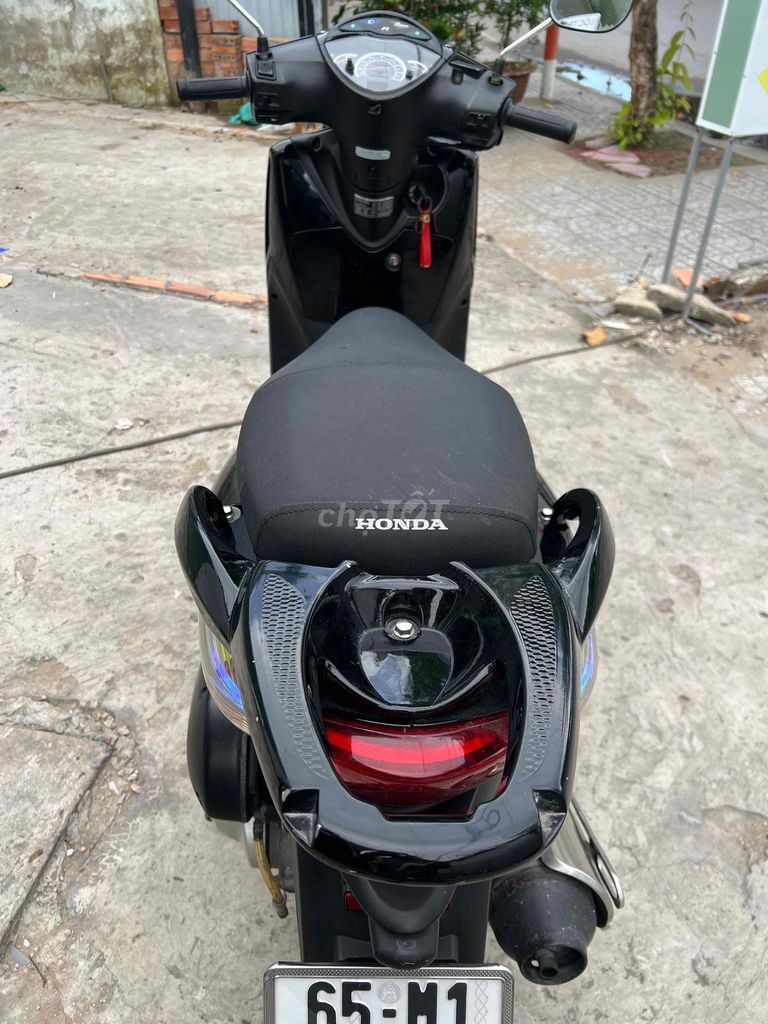 Honda SH 2005 - ảnh 4
