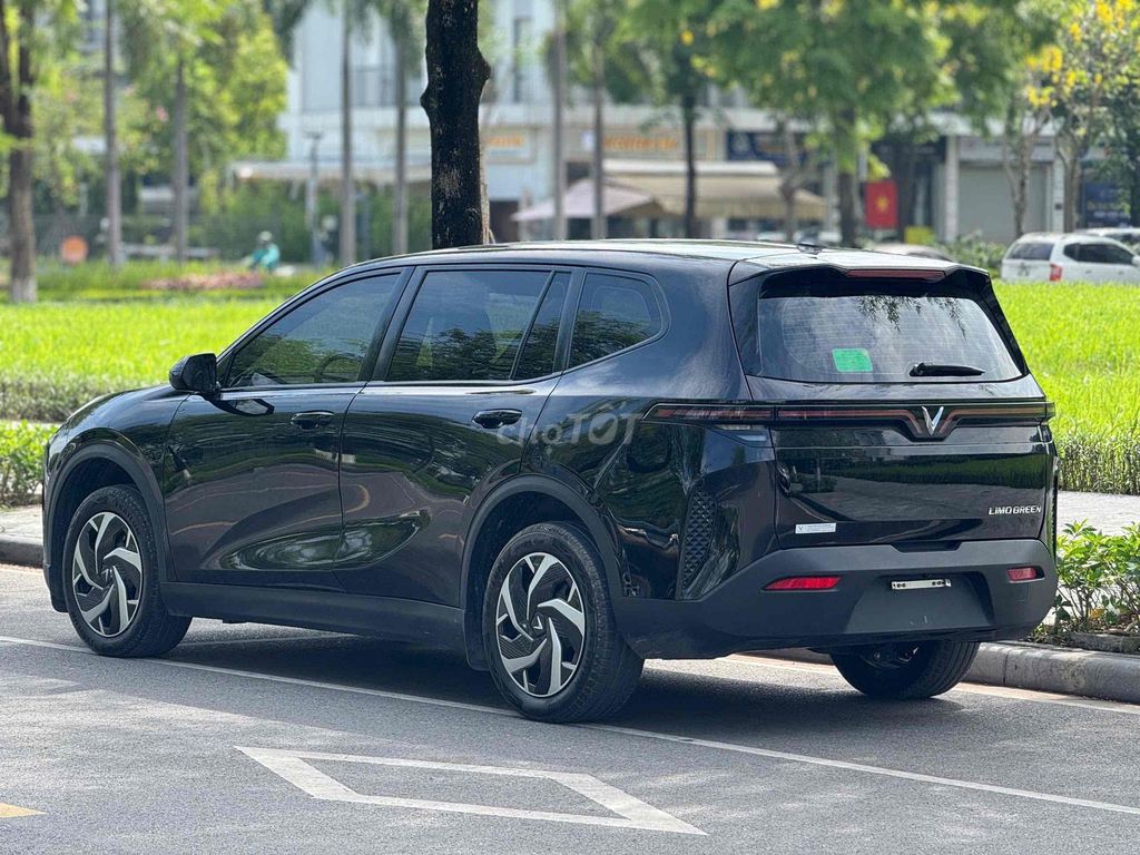 VinFast Limo Green 2026 - ảnh 3