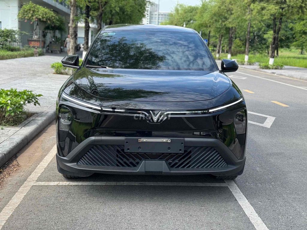 VinFast Limo Green 2026 - ảnh 4