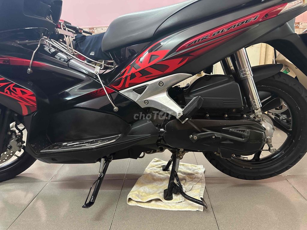 Honda Air Blade 2011 - ảnh 2