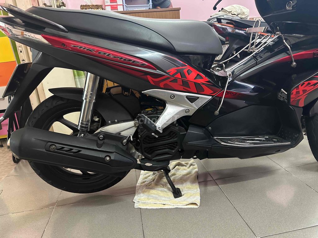 Honda Air Blade 2011 - ảnh 3