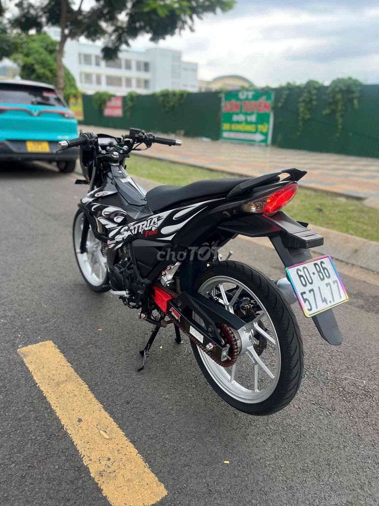 Suzuki Satria 2018 - ảnh 5