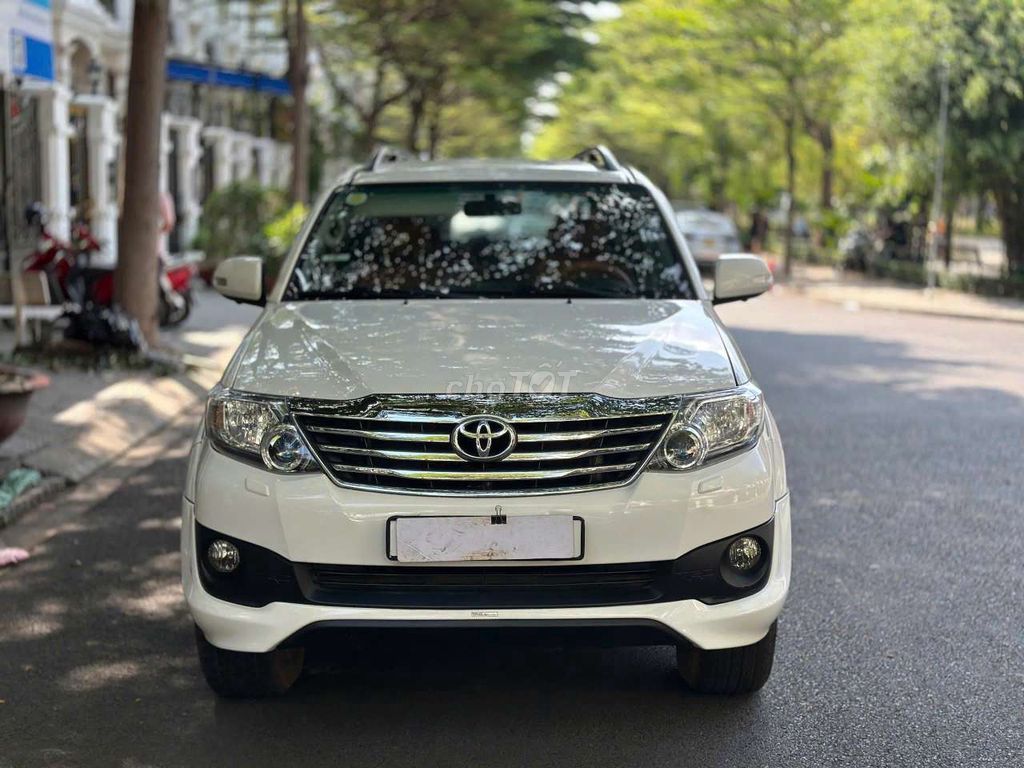 Toyota Fortuner 2015 - ảnh 5