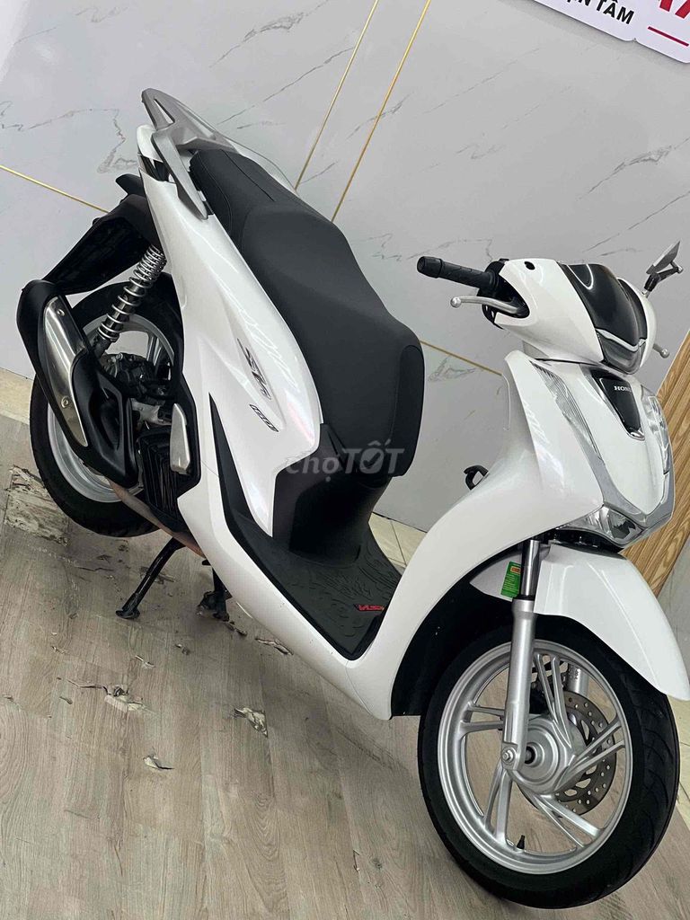 Honda SH 2025 - ảnh 1