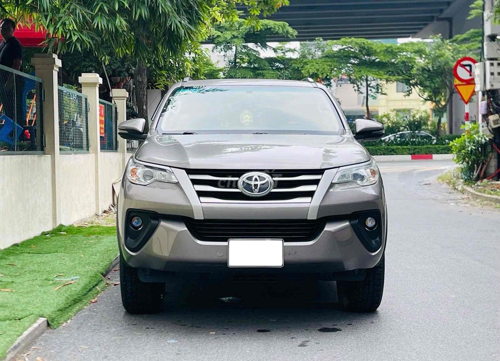Toyota Fortuner 2020 - ảnh 1