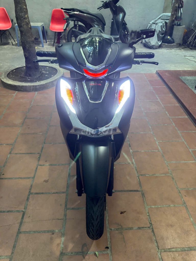 Honda SH 2023 - ảnh 2