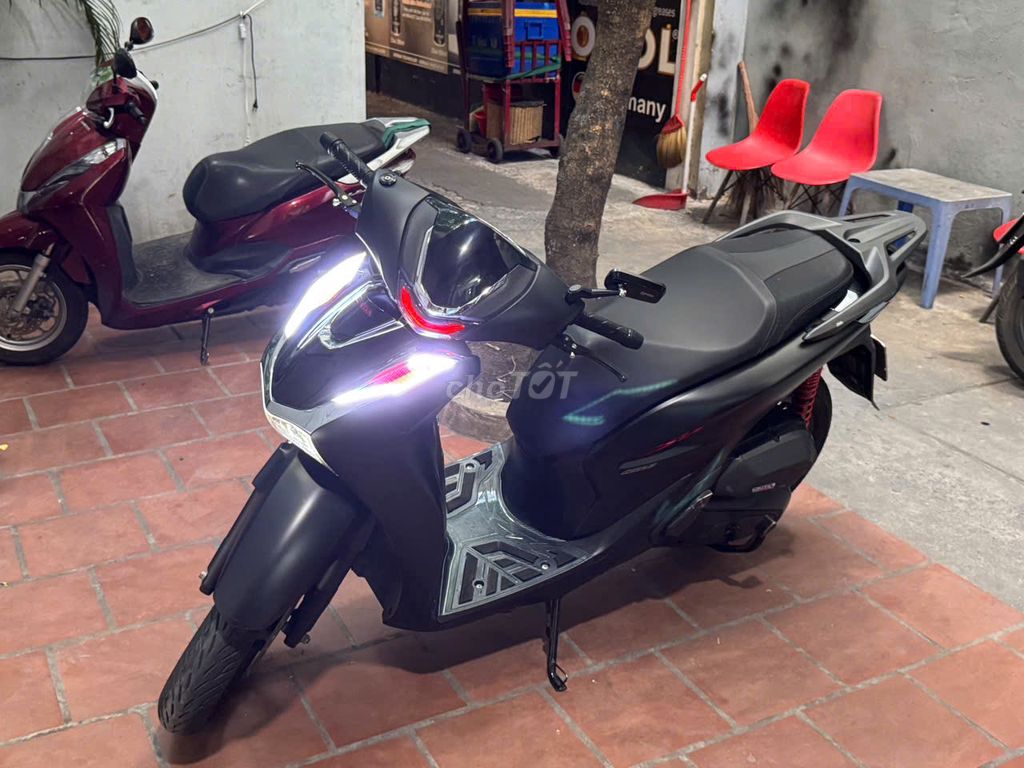 Honda SH 2023 - ảnh 4