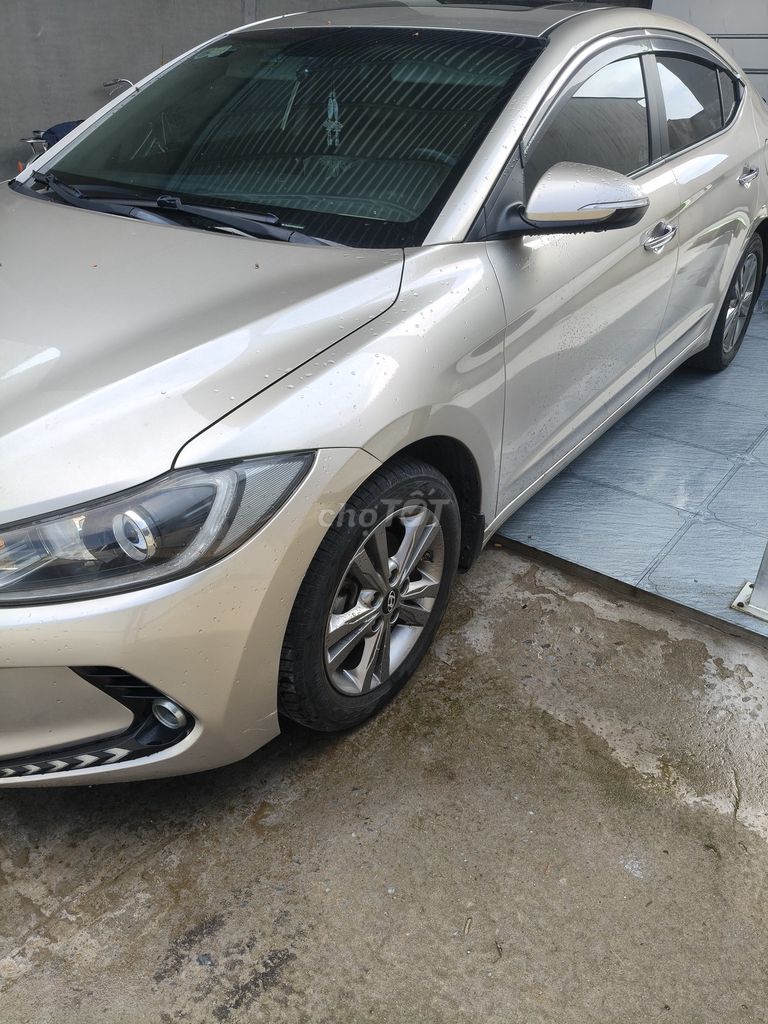 Hyundai Elantra 2019 - ảnh 3
