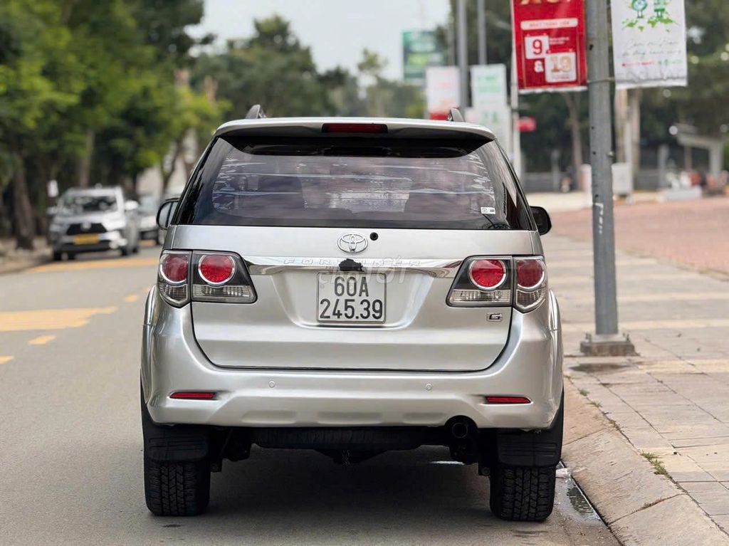 Toyota Fortuner 2015 - ảnh 4