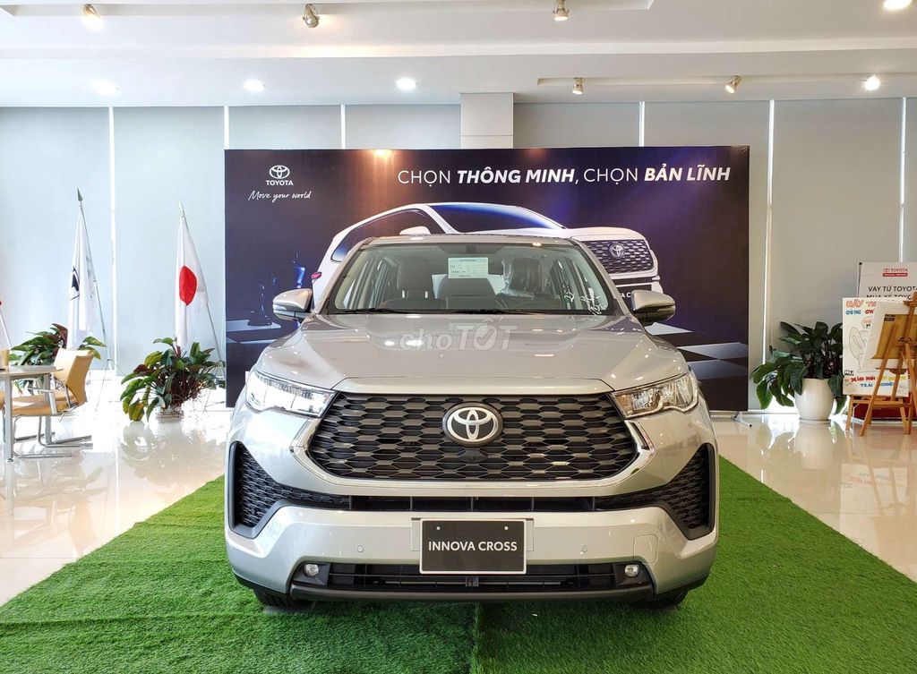 Toyota Innova 2025 - ảnh 3