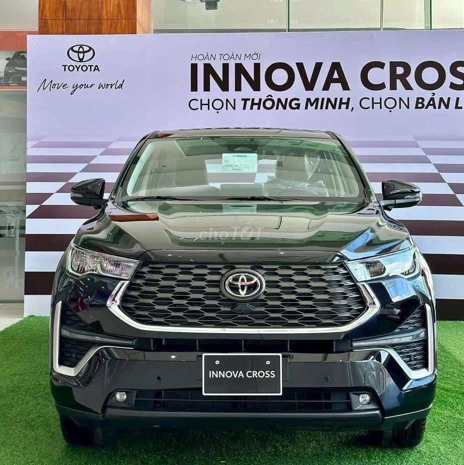 Toyota Innova 2025 - ảnh 4