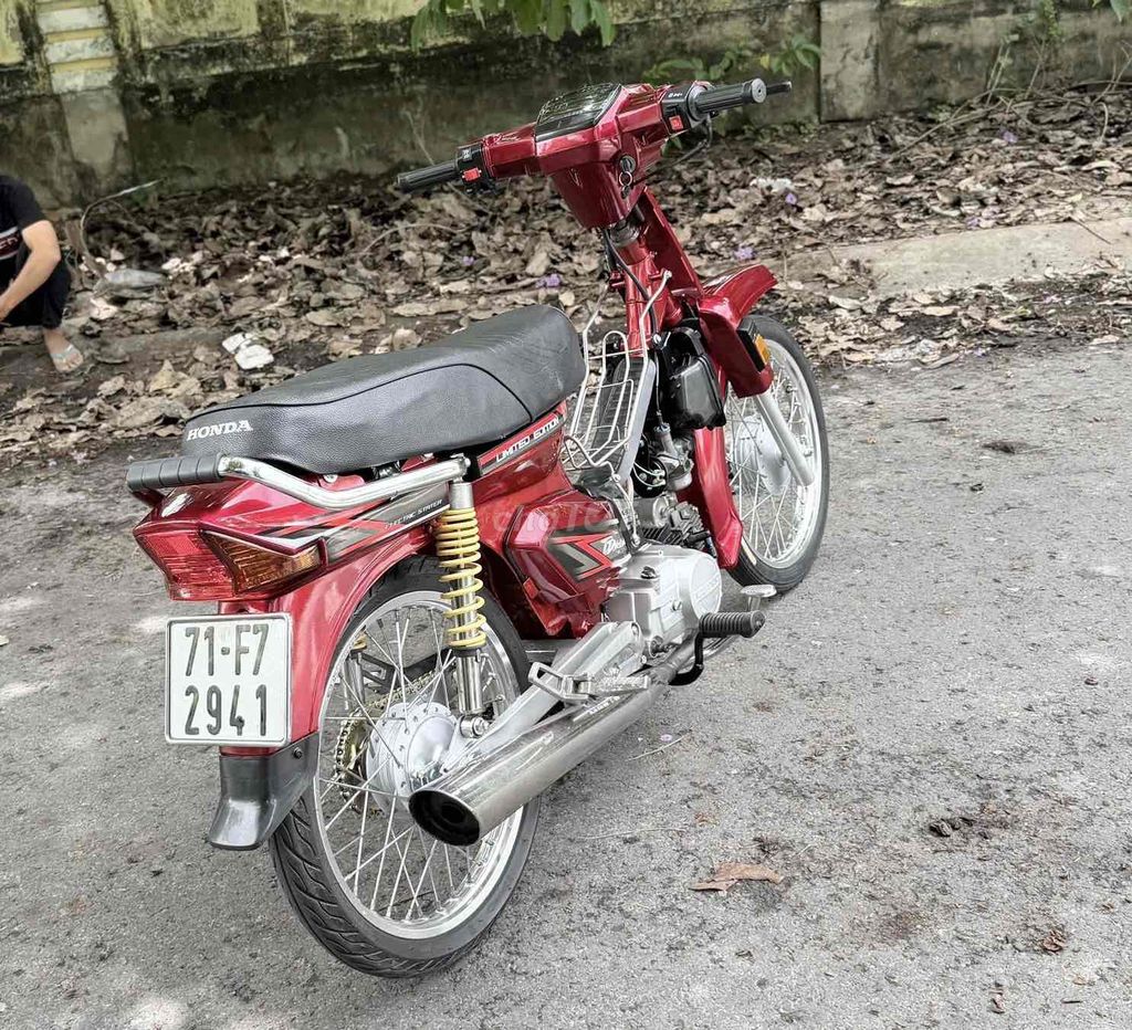 Honda Dream 2006 - ảnh 2