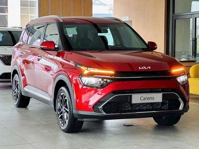 Kia Carens - ảnh 1