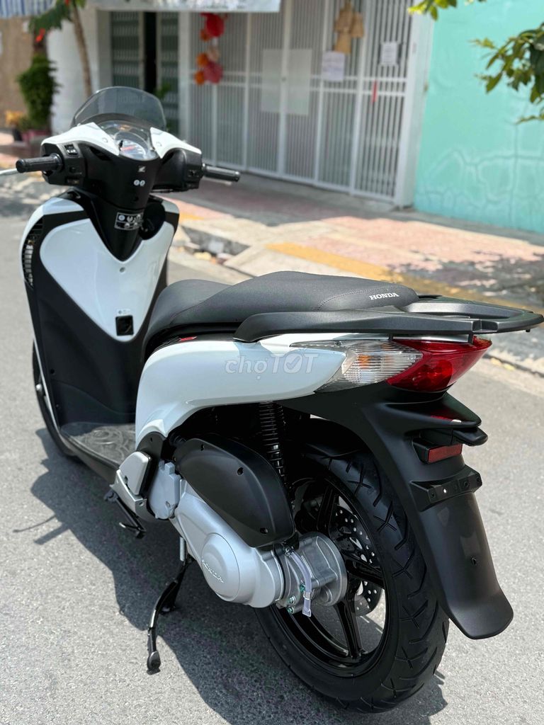 Honda SH 2010 - ảnh 5