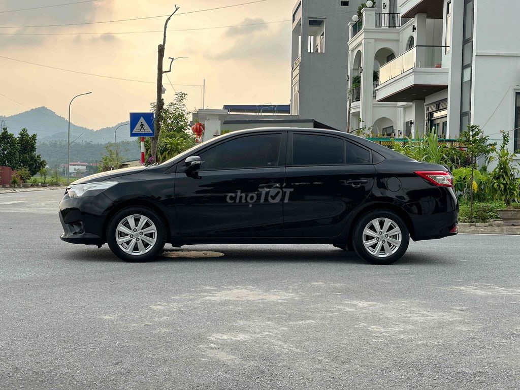 Toyota Vios - ảnh 5