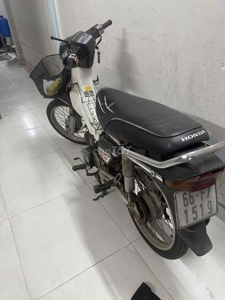 Honda Dream 1997 - ảnh 2