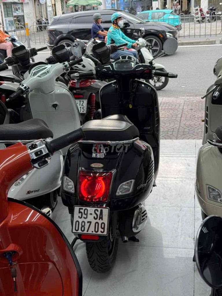 Piaggio Vespa 2021 - ảnh 2