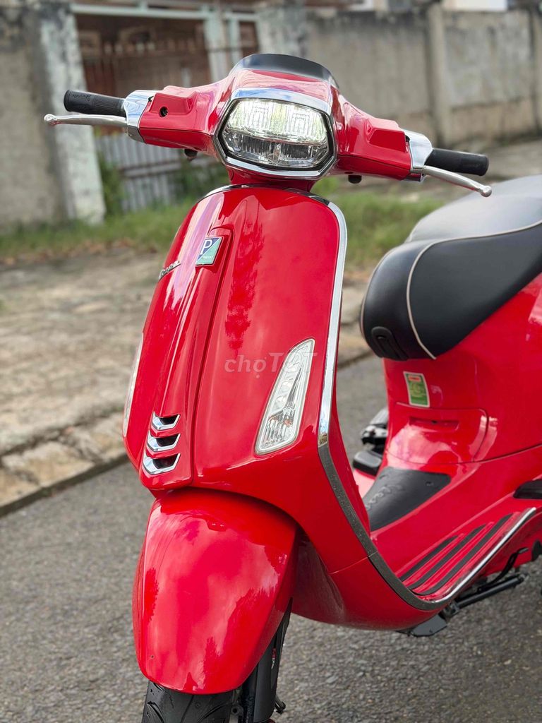 Vespa 2022 - ảnh 4