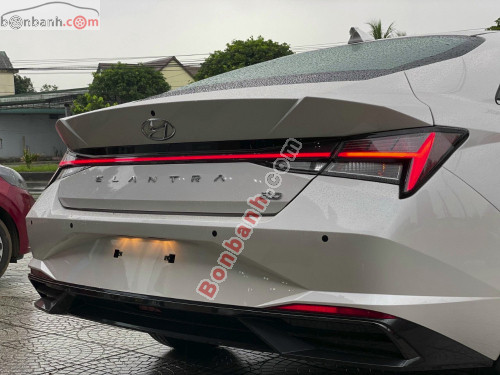 Hyundai Elantra 2.0 AT 2026 - ảnh 4