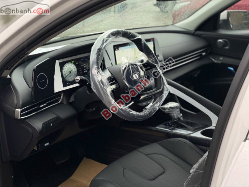 Hyundai Elantra 2.0 AT 2026 - ảnh 5