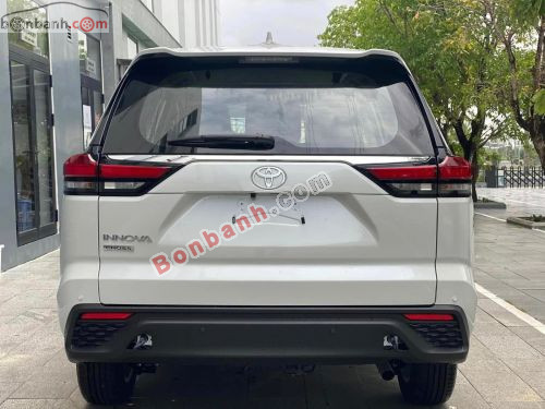 Toyota Innova Cross 2.0V CVT 2026 - ảnh 4