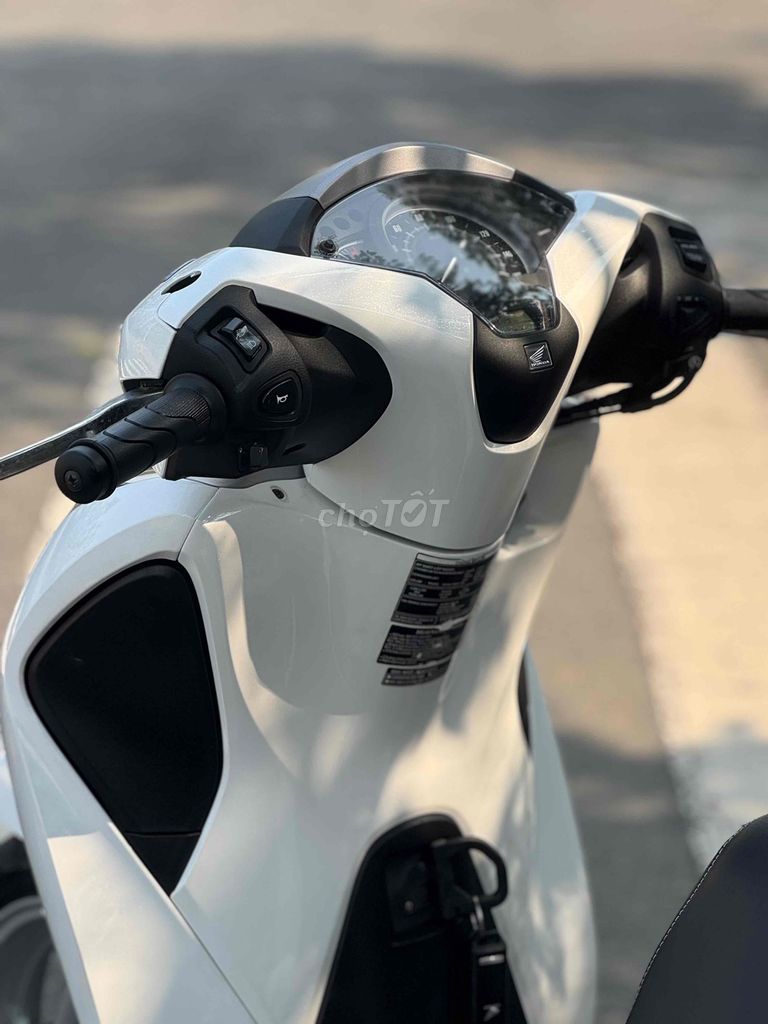 Honda SH 2017 - ảnh 2