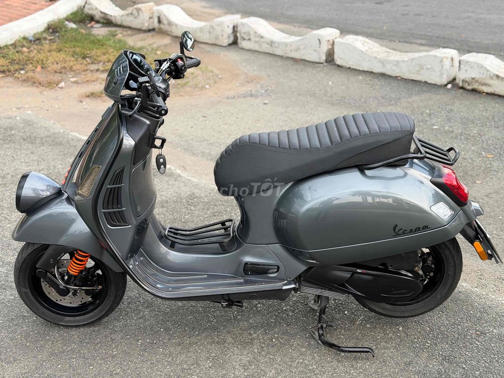 Piaggio Vespa 2023 - ảnh 1