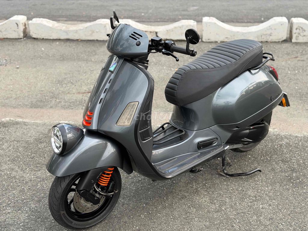 Piaggio Vespa 2023 - ảnh 2