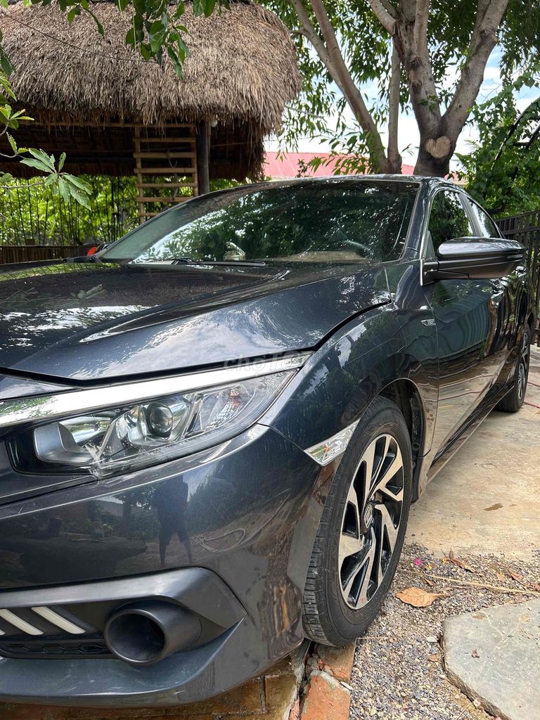 Honda Civic 2018 - ảnh 1
