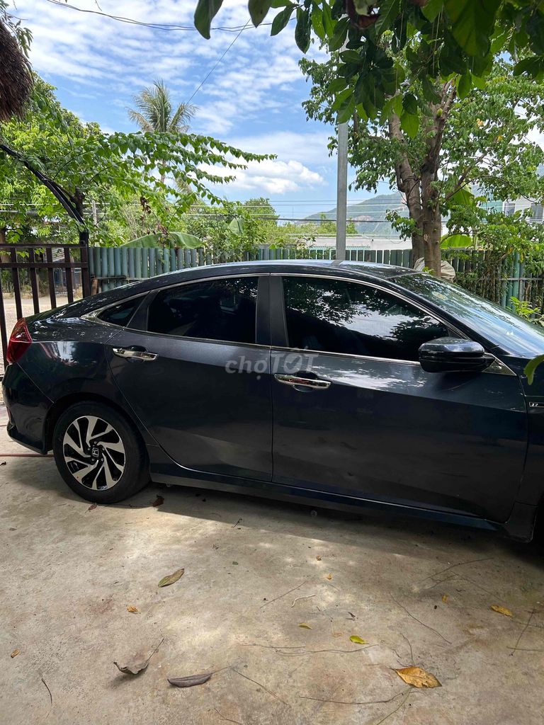 Honda Civic 2018 - ảnh 2