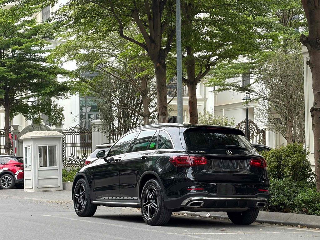 Mercedes-Benz 2022 - ảnh 3