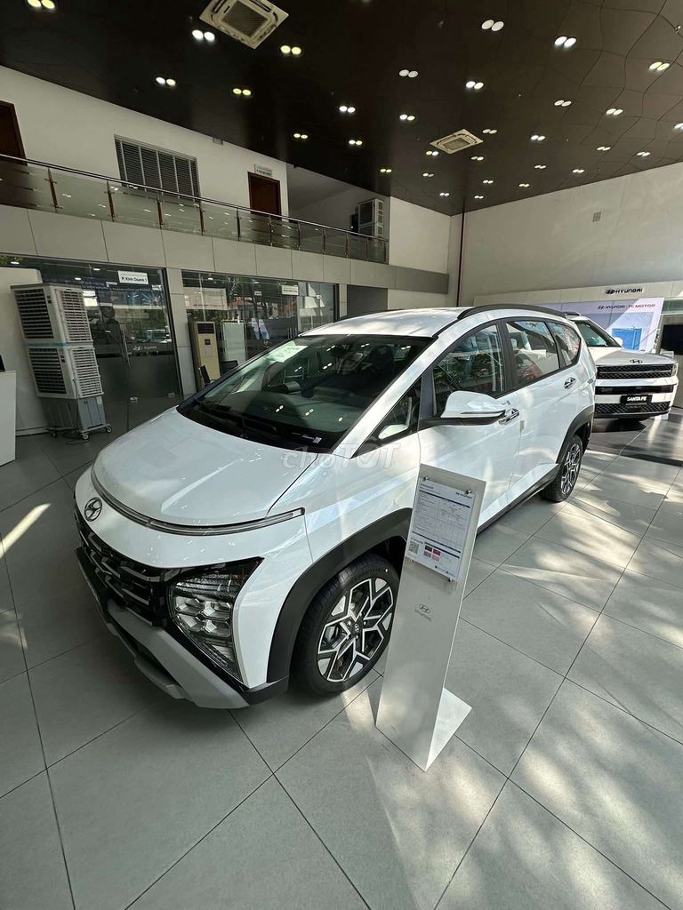 Hyundai Stargazer - ảnh 5