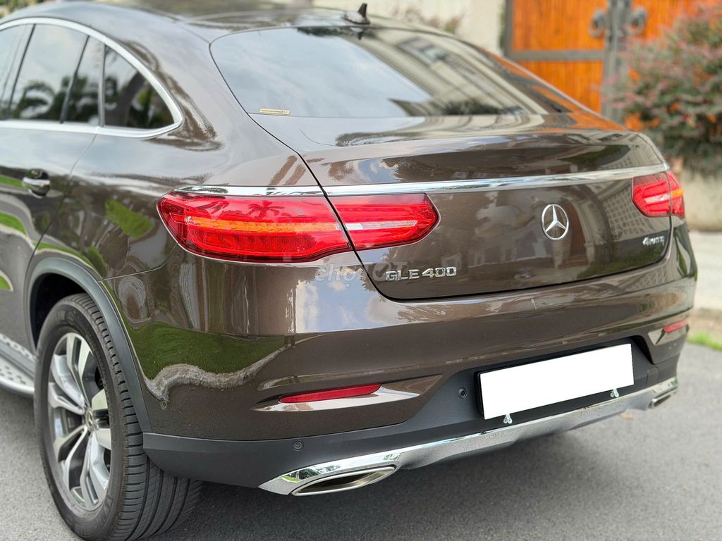 Mercedes-Benz - ảnh 2