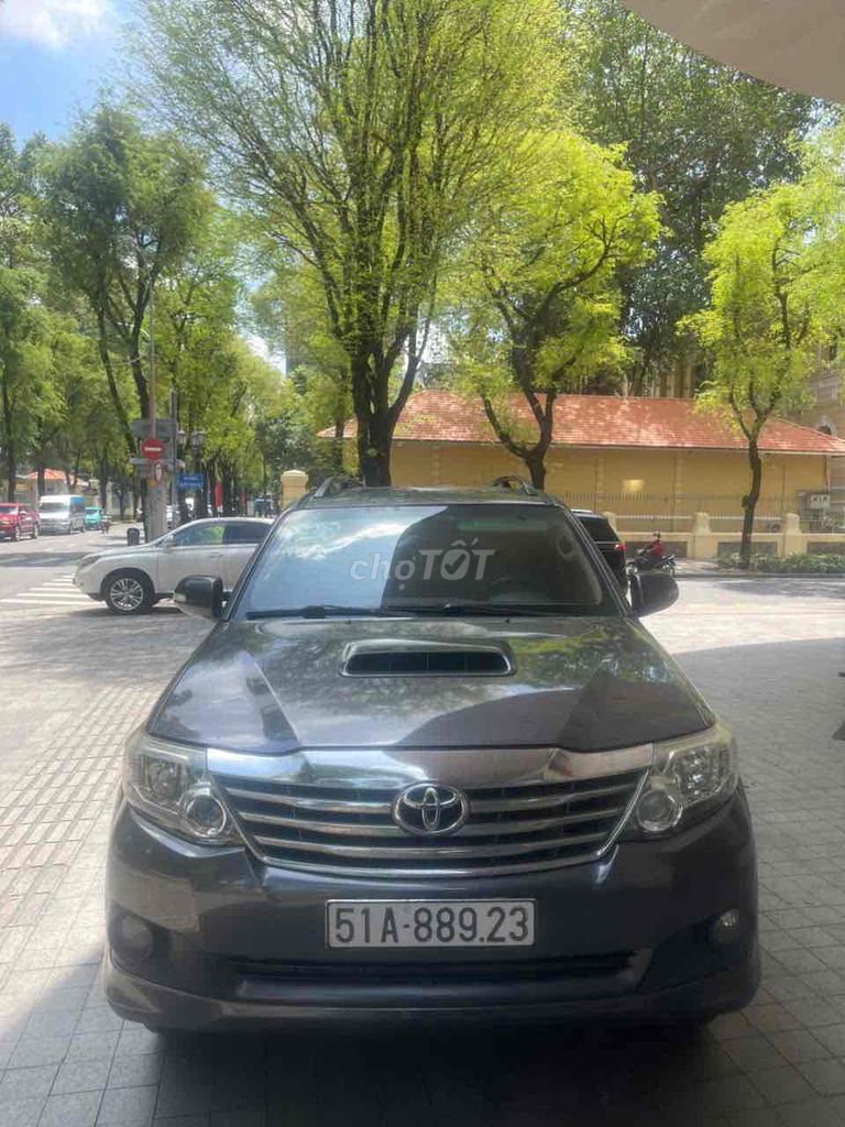 Toyota Fortuner 2014 - ảnh 1