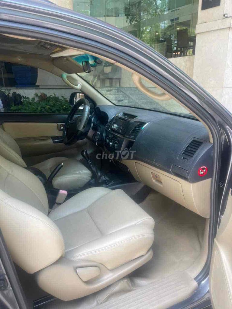 Toyota Fortuner 2014 - ảnh 2