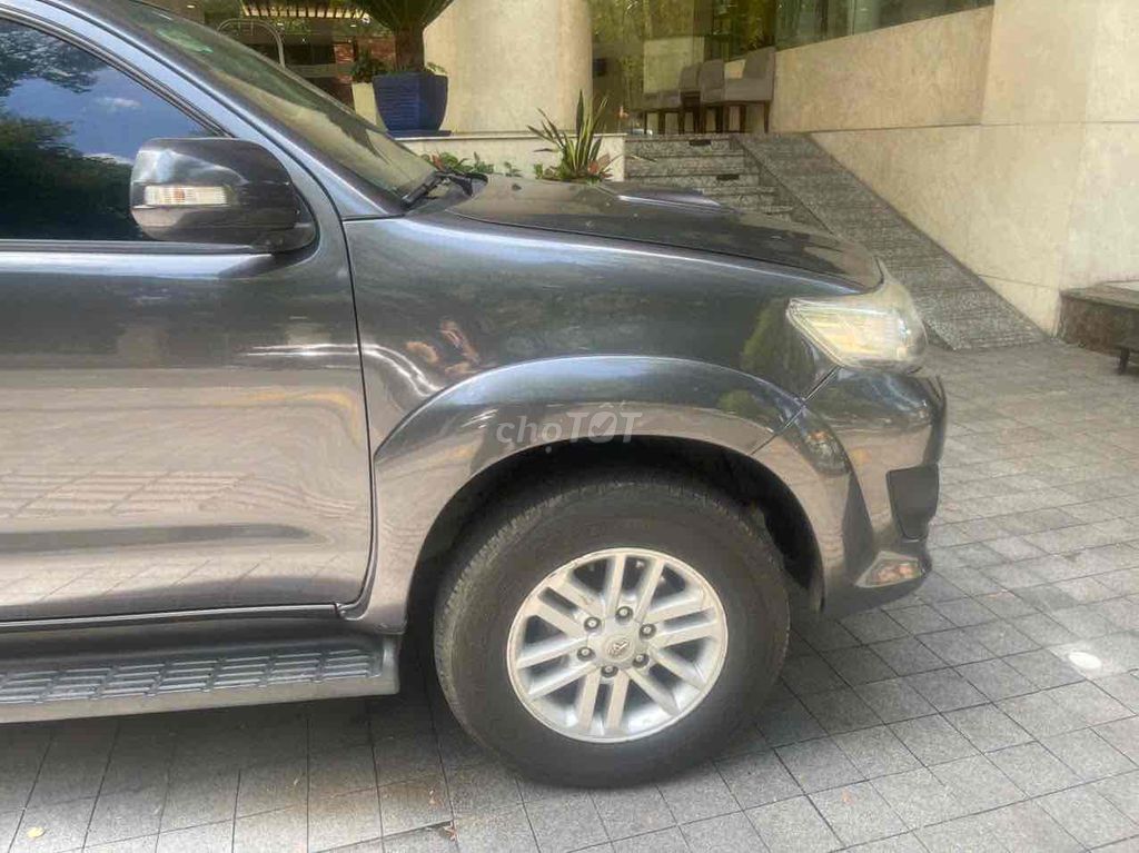 Toyota Fortuner 2014 - ảnh 3