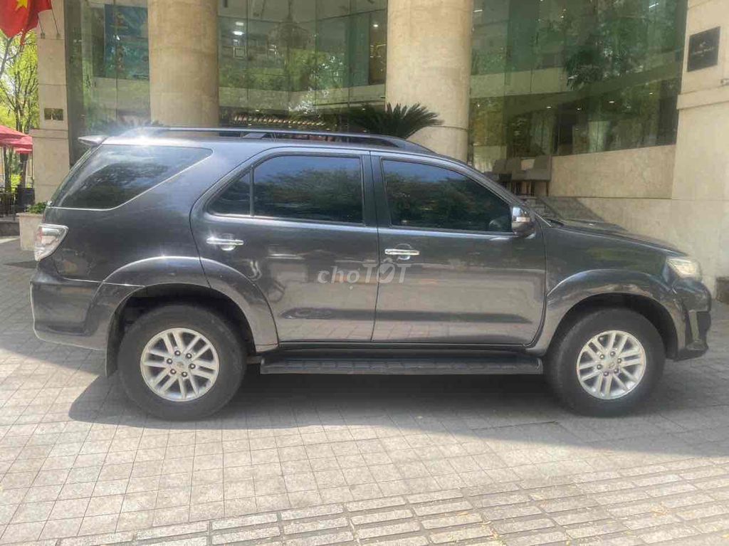 Toyota Fortuner 2014 - ảnh 4