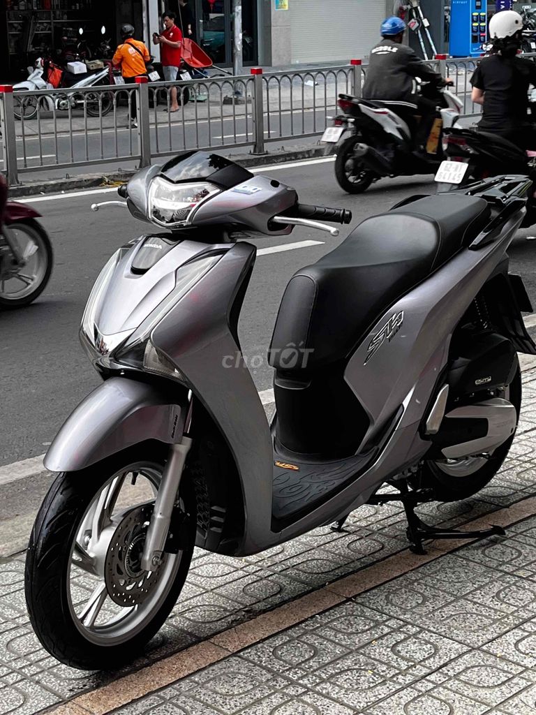 Honda SH 2018 - ảnh 1